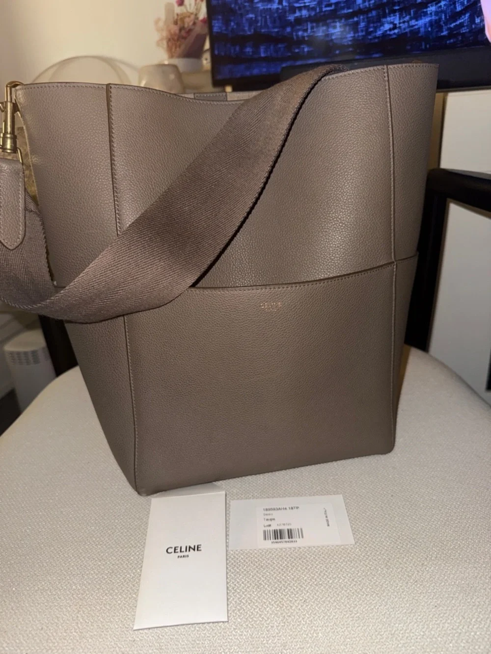Authentic Celine Seau Taupe/Brown Pebbled Leather Tote w/Wide Strap suede int. - Picture 1 of 17